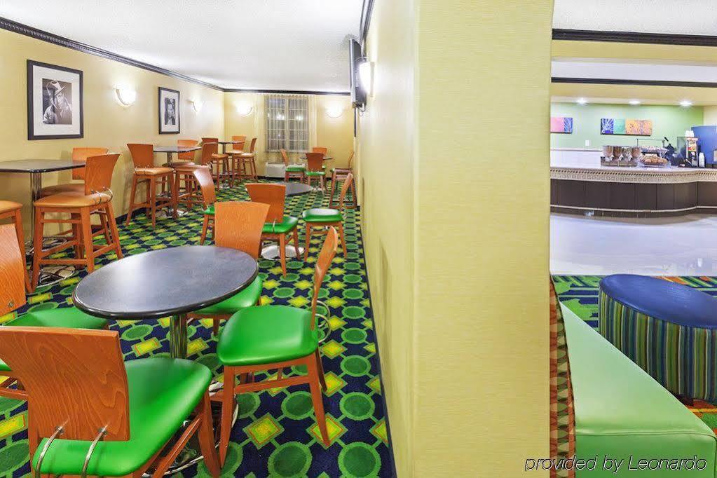 La Quinta Inn & Suites Τούλσα Εξωτερικό φωτογραφία