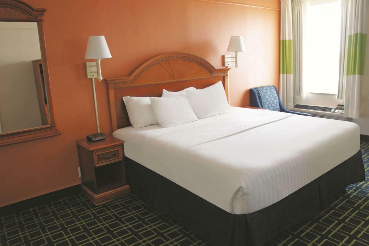 La Quinta Inn & Suites Τούλσα Εξωτερικό φωτογραφία